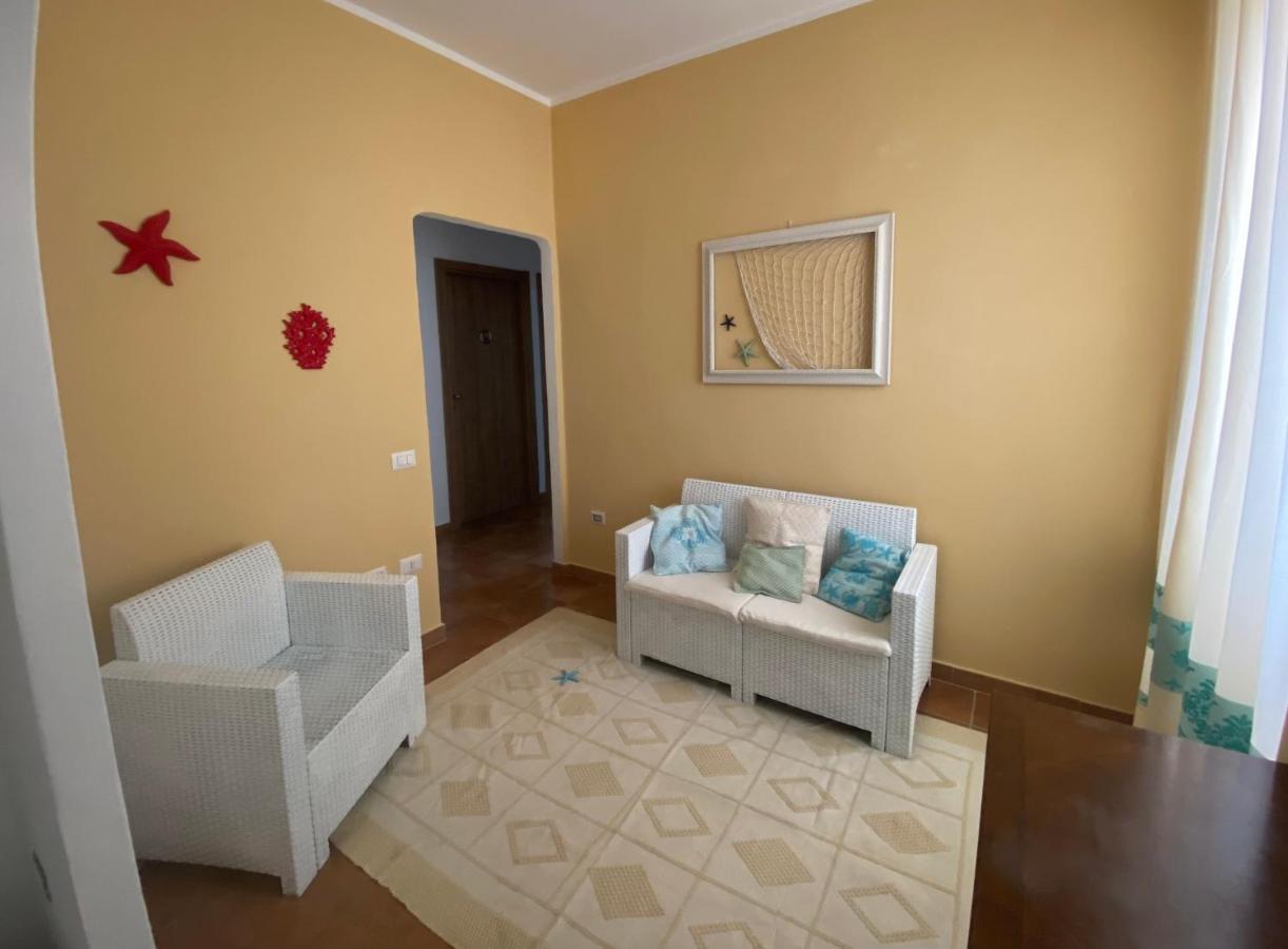 Palazzo Antico Hotel Санта Тереза Галура Екстериор снимка