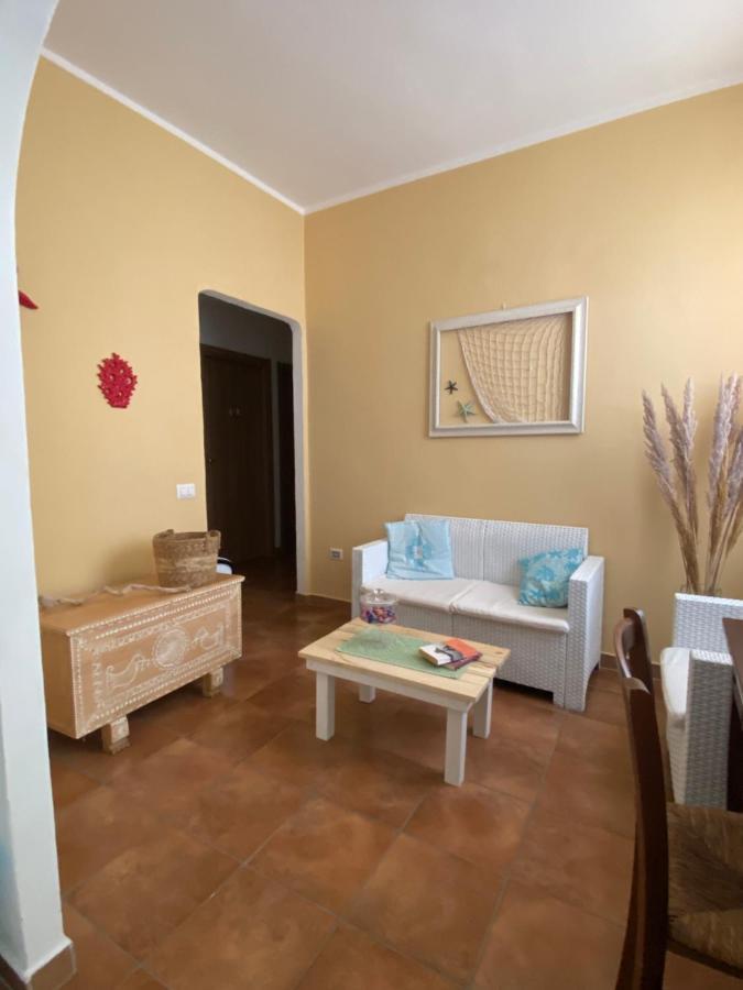 Palazzo Antico Hotel Санта Тереза Галура Екстериор снимка