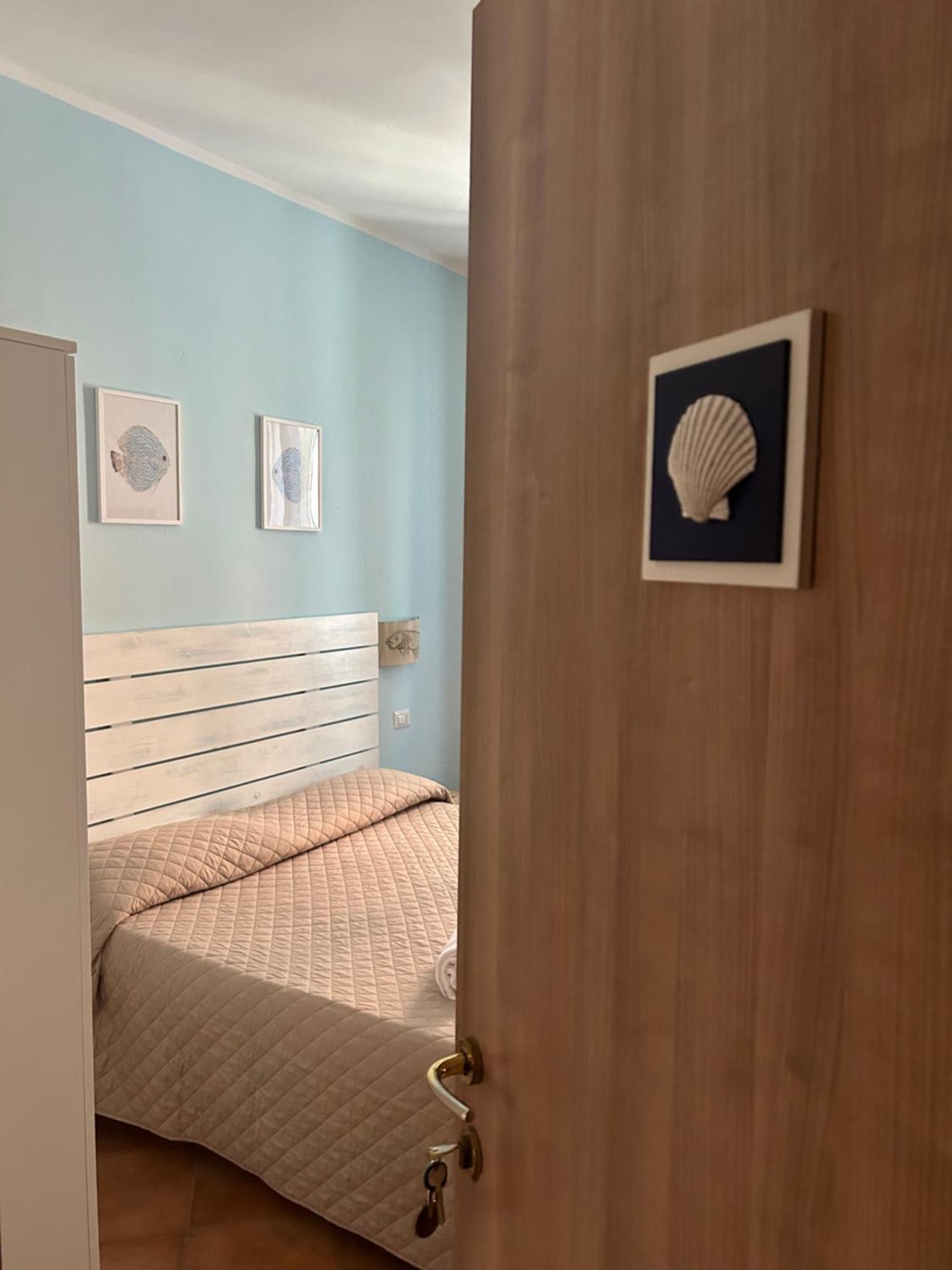 Palazzo Antico Hotel Санта Тереза Галура Екстериор снимка
