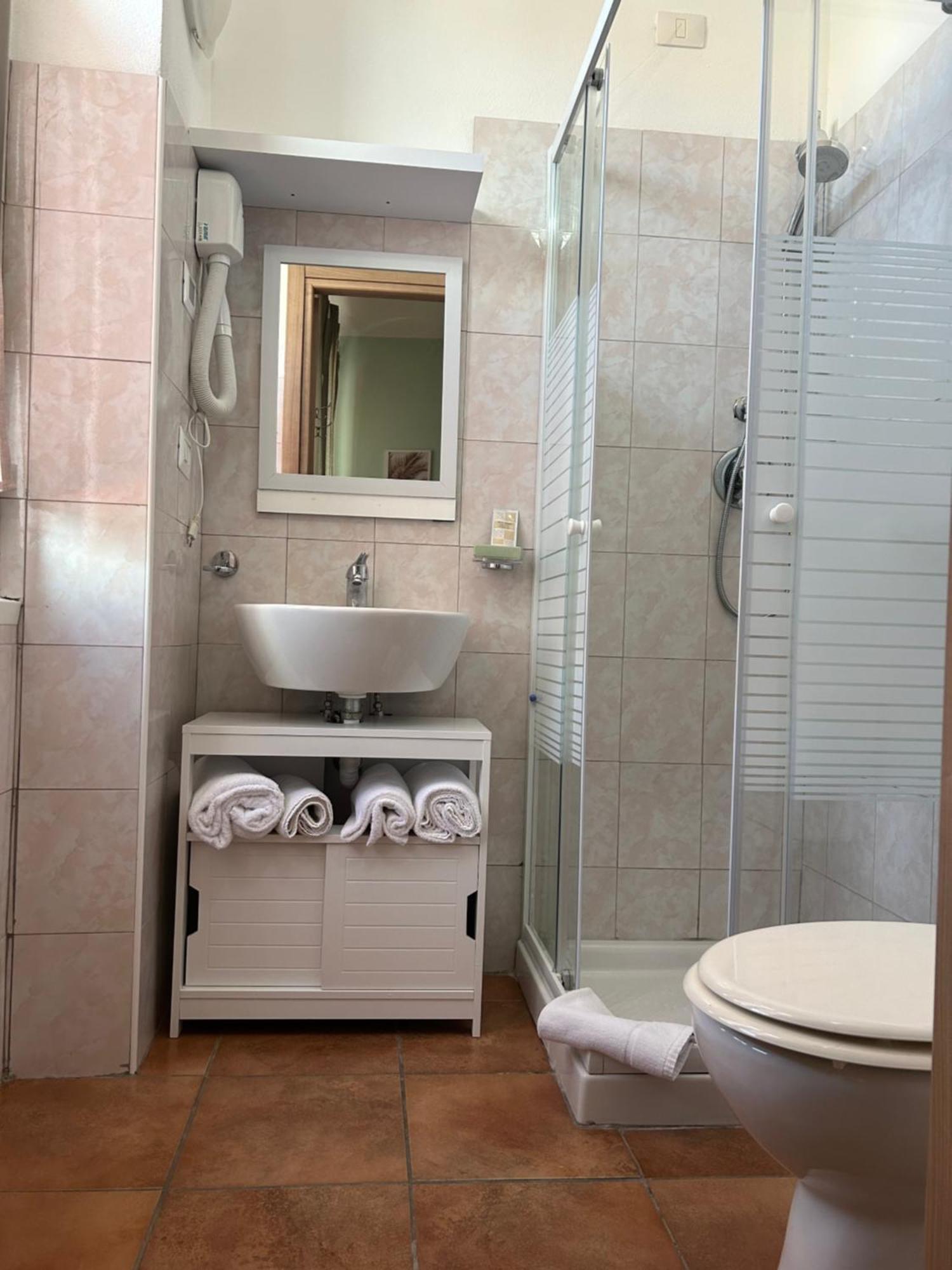 Palazzo Antico Hotel Санта Тереза Галура Екстериор снимка